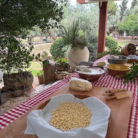 Agriturismo La Biada Is Morus Bagian luar foto